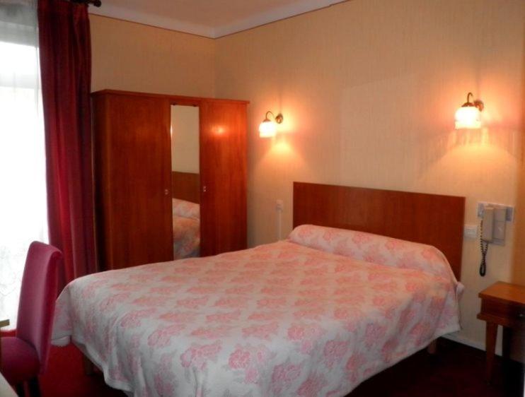 La Pierre Lys Hotel Quillan Exterior photo
