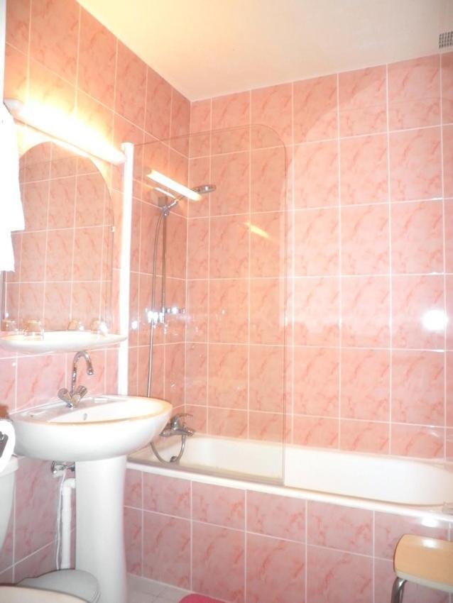 La Pierre Lys Hotel Quillan Room photo